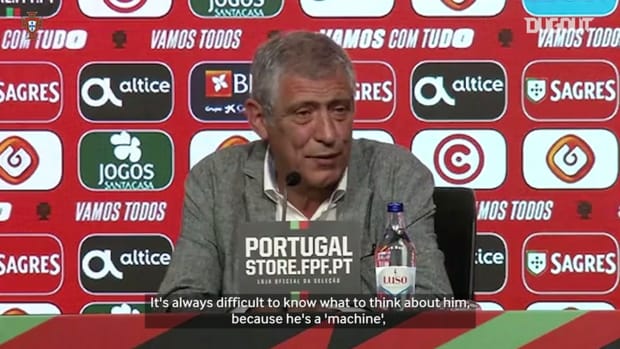 Fernando Santos discuss Ronaldo's future in the Portugal national team 